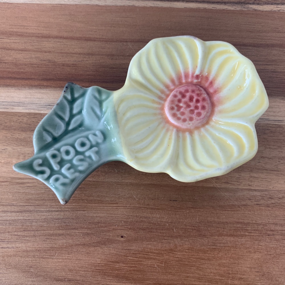 Vintage ceramic sunflower spoon rest